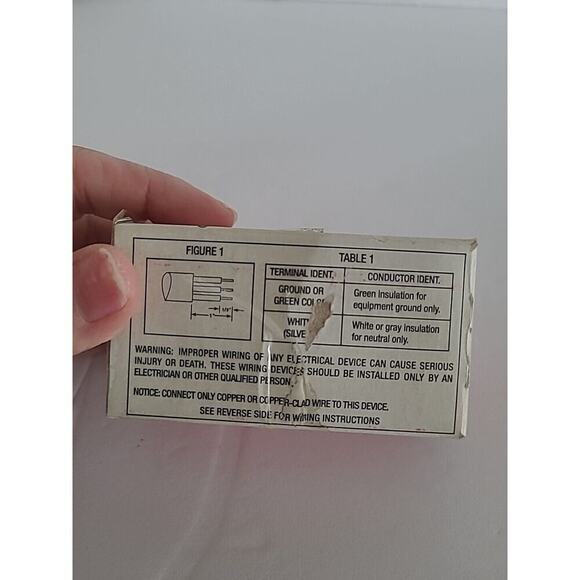 Pass & Seymour 5666-X Str. Blade Plug 15 Amp / 250 Volt Used - Picture 2 of 7